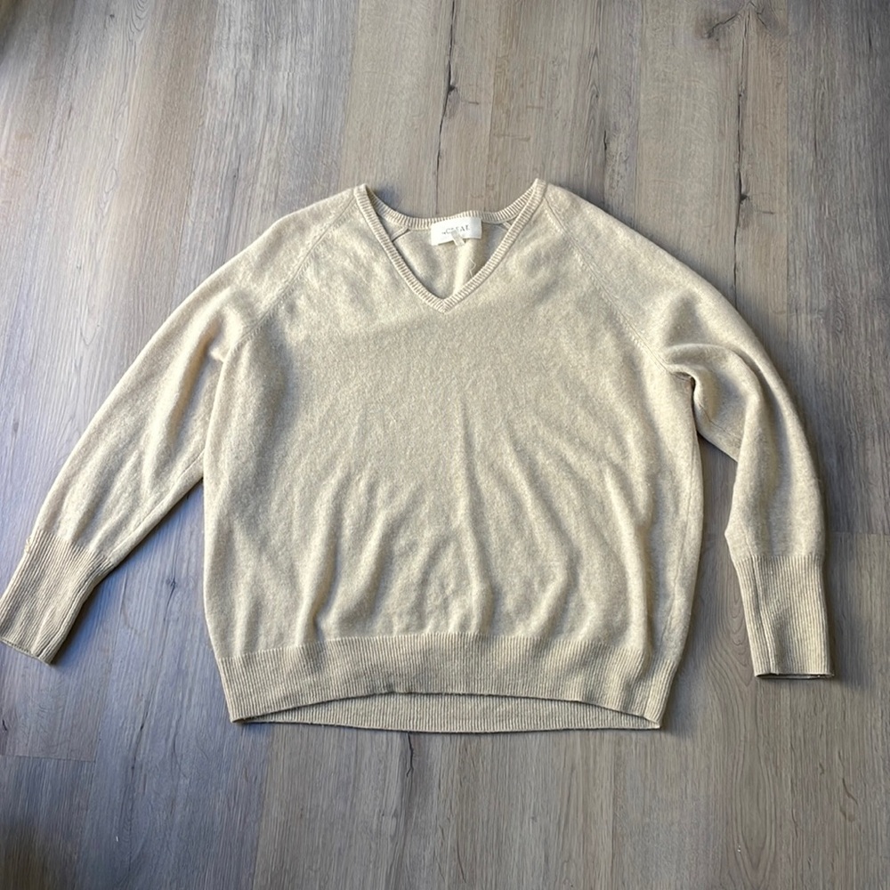 “The Great” slouchy V-neck cardigan 100% cashmere